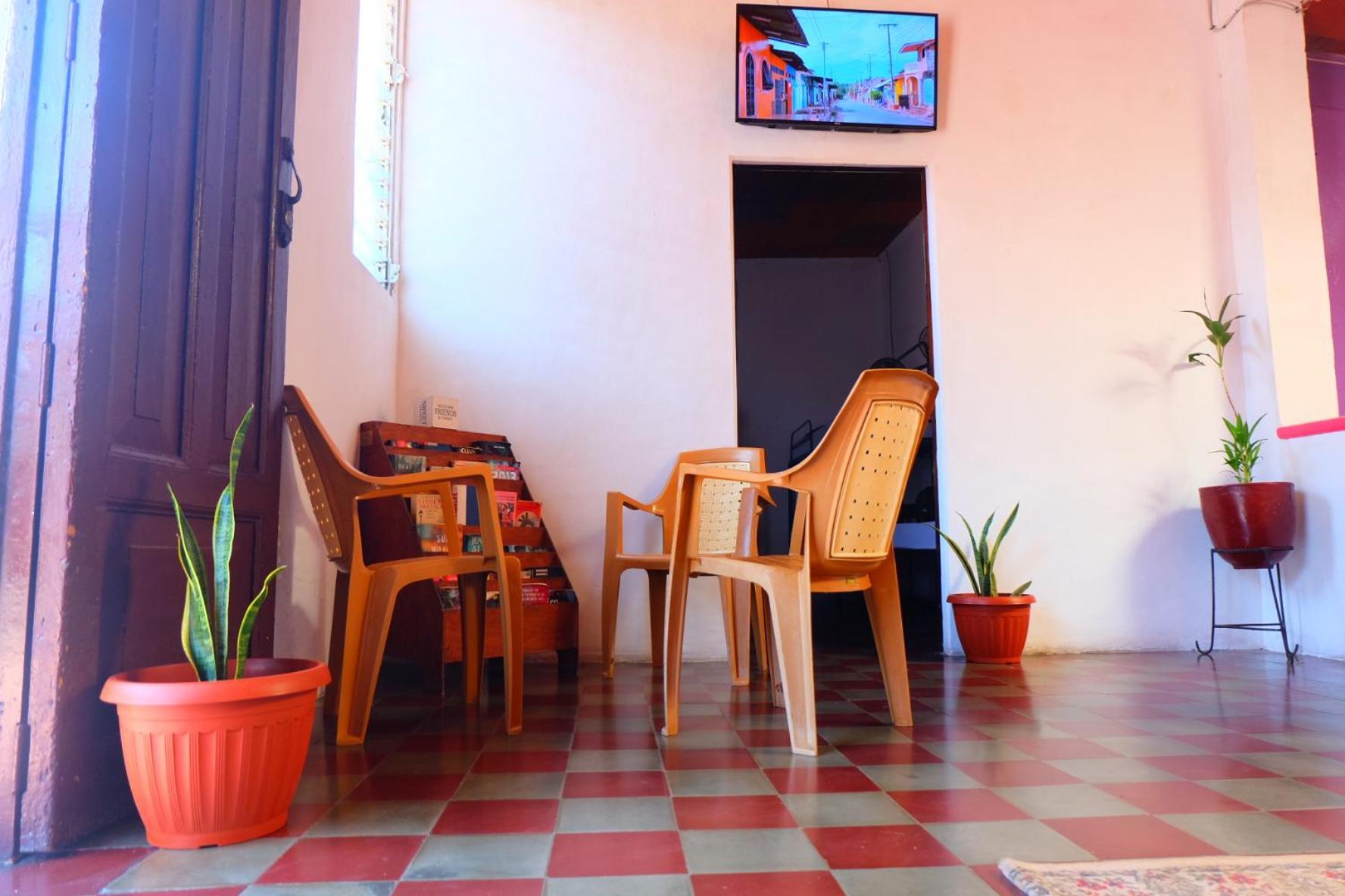Deakachimba Hostel Granada Bagian luar foto