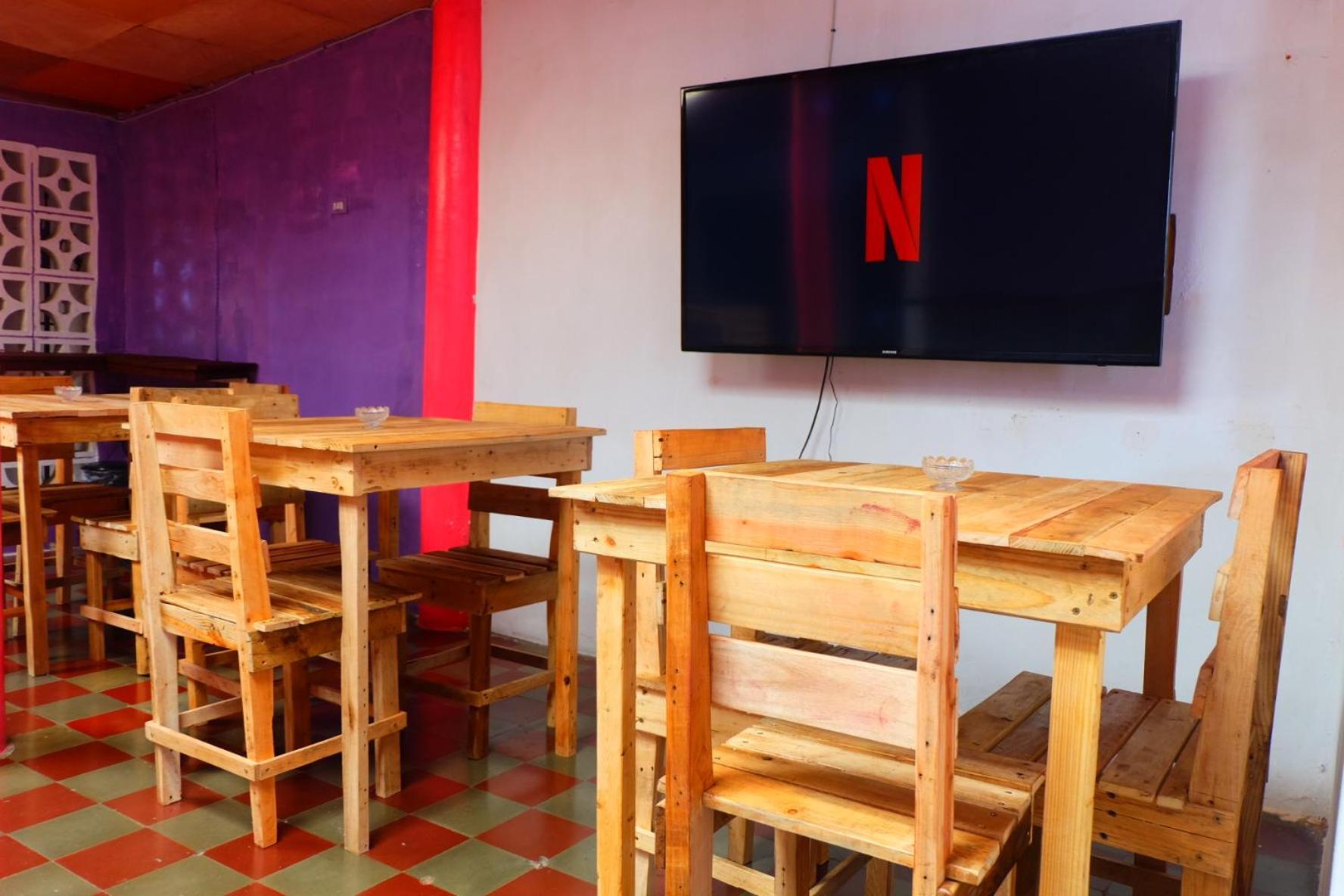 Deakachimba Hostel Granada Bagian luar foto
