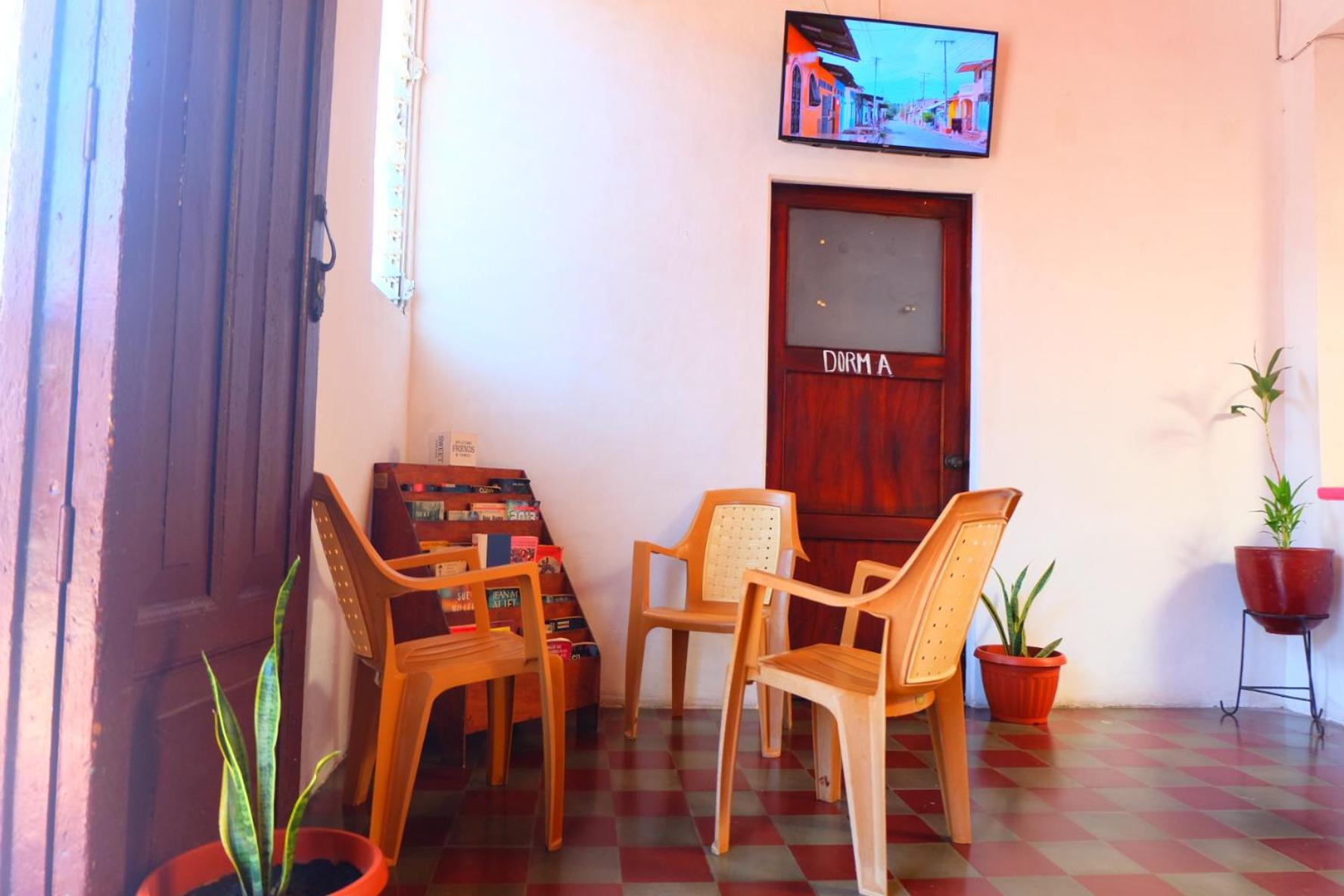 Deakachimba Hostel Granada Bagian luar foto