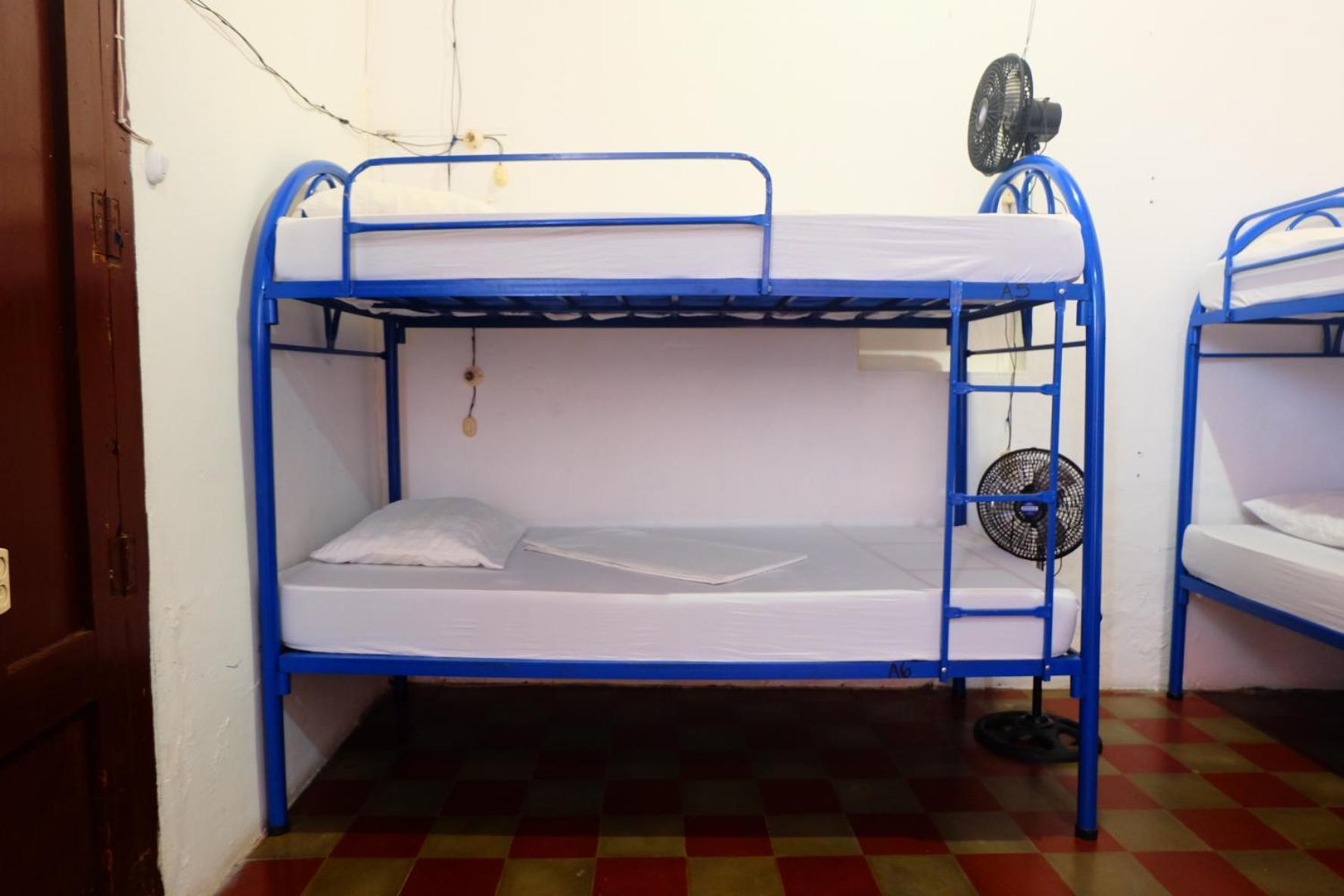 Deakachimba Hostel Granada Bagian luar foto