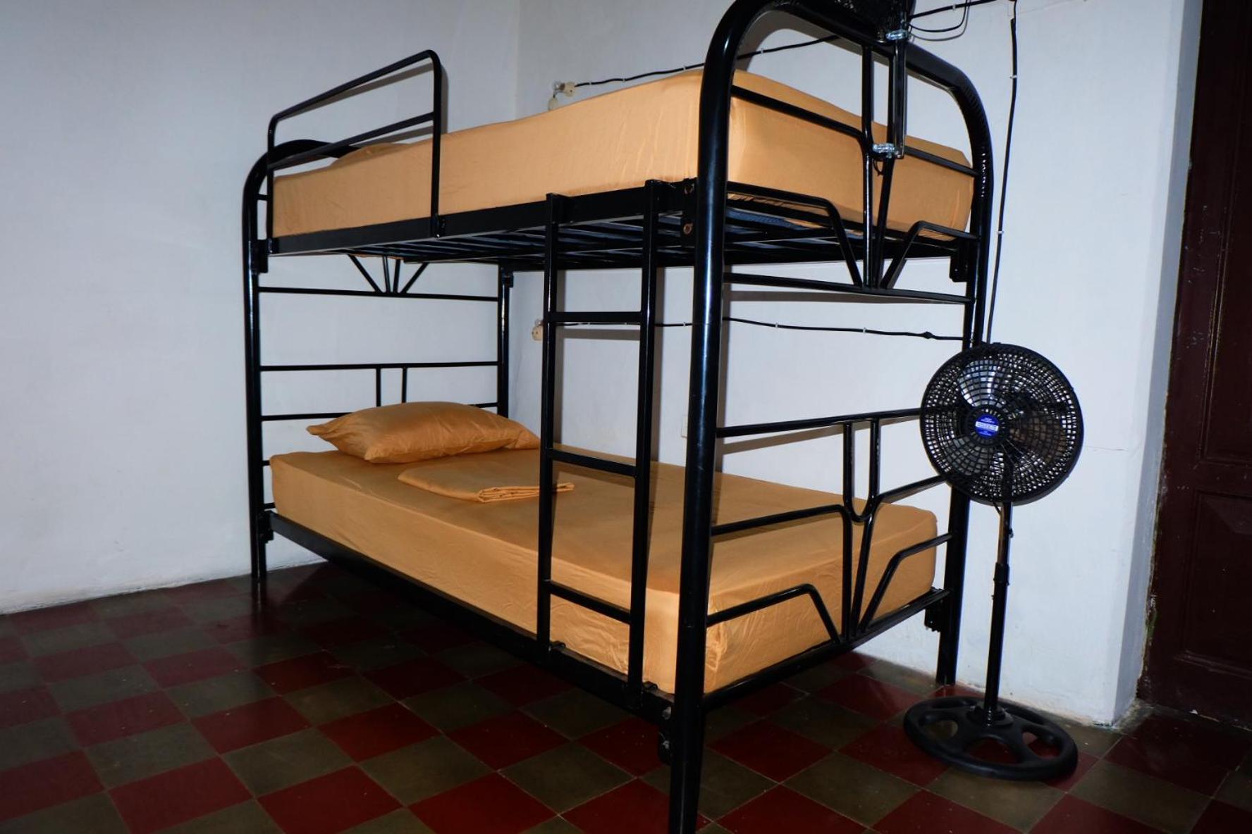Deakachimba Hostel Granada Bagian luar foto
