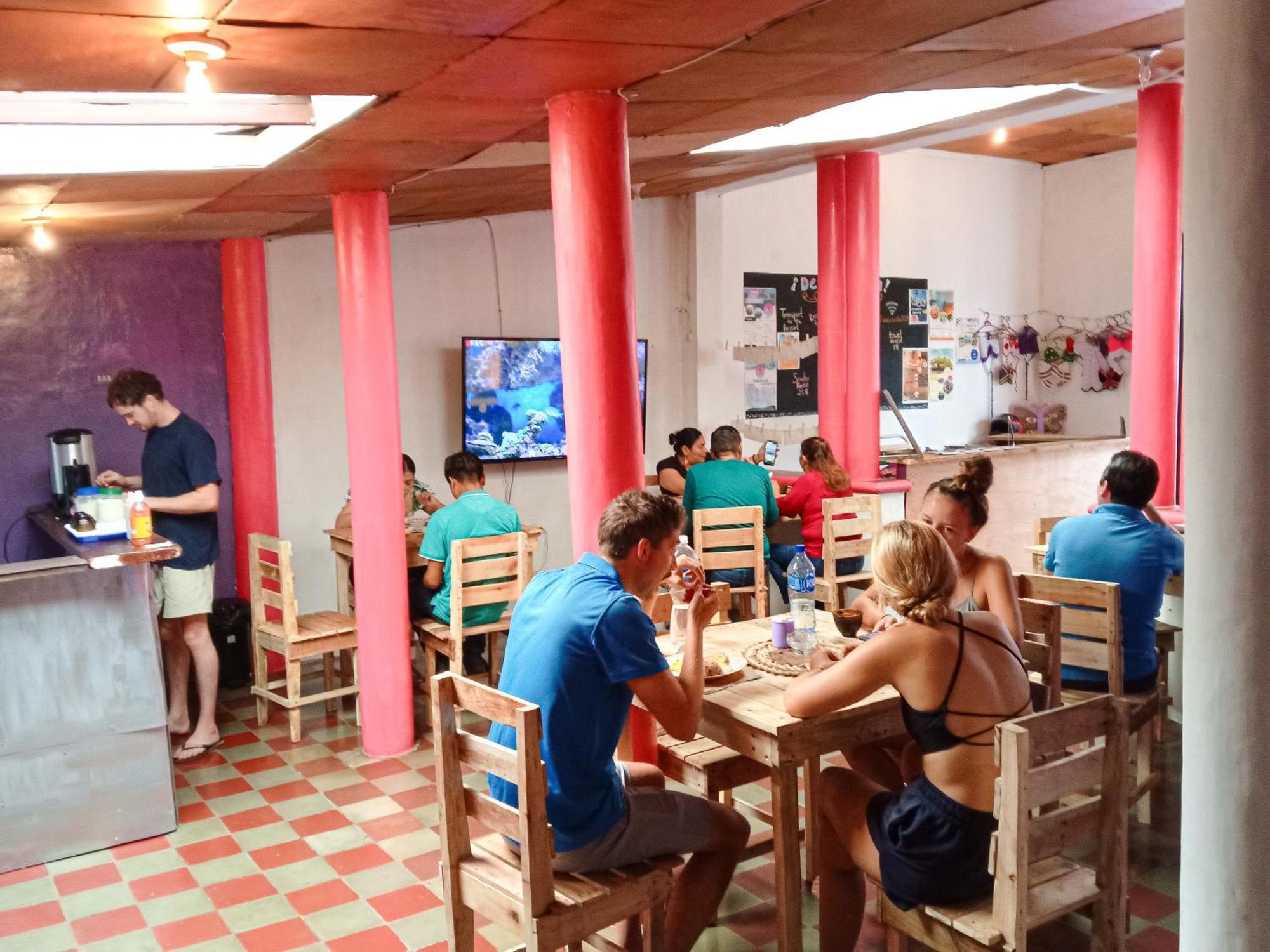 Deakachimba Hostel Granada Bagian luar foto